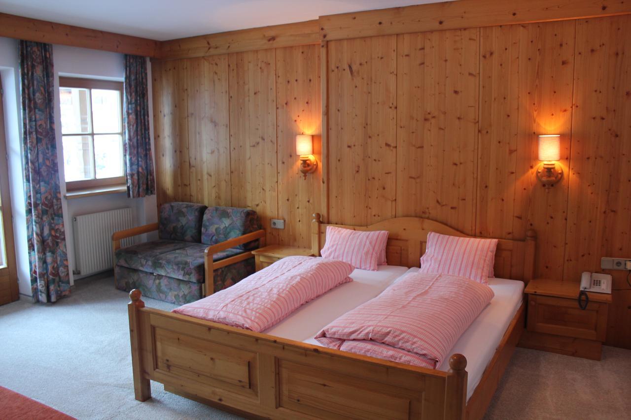 Pension Luzenberg Ауфах Екстериор снимка